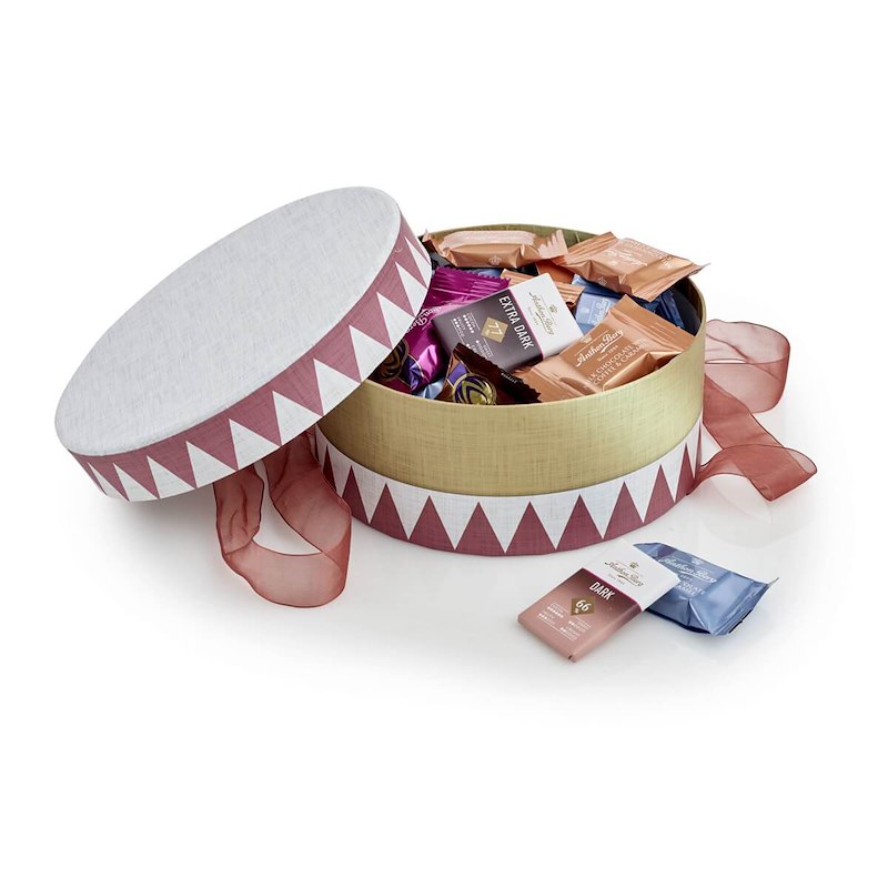 Julegave 2025 Hatteæske Tromme, Anthon Berg Mix 500g