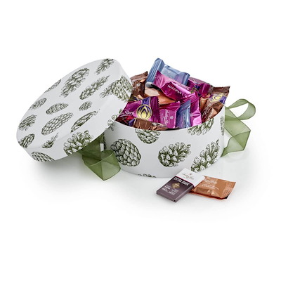 Julegave 2025 Hatteæske Grøn Kogle, Anthon Berg Mix 500g