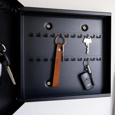 Nøgleskab Naga magnetisk glas sort