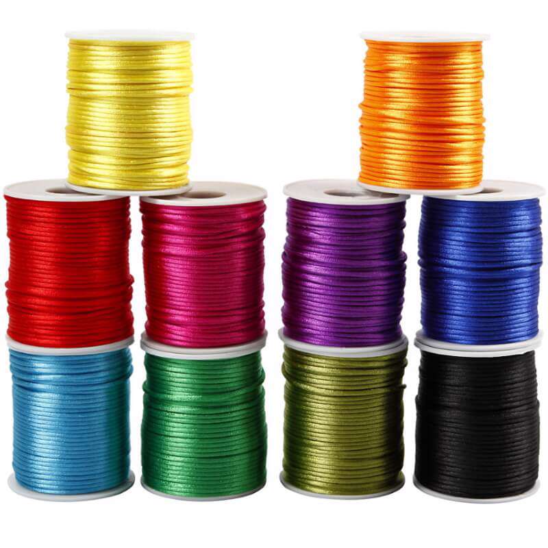 Satinsnor Creas 2mm stærke farver 10x50m