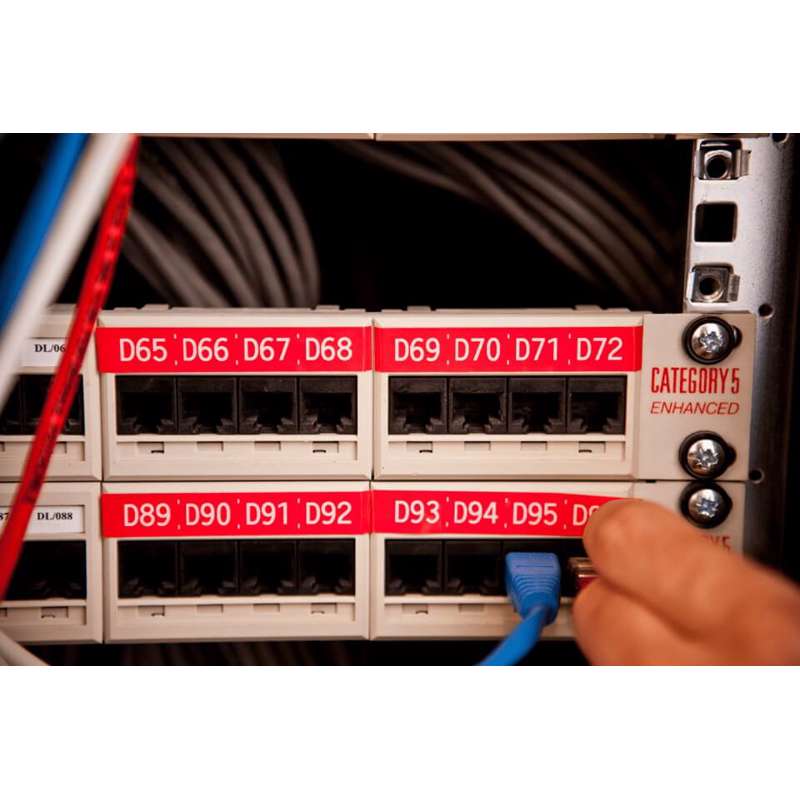 Labeltape Brother TZe435 12mmx8m hvid på rød