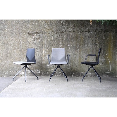 Konferencestol FourCast plastskal 10 m. Select 64213/armlæn
