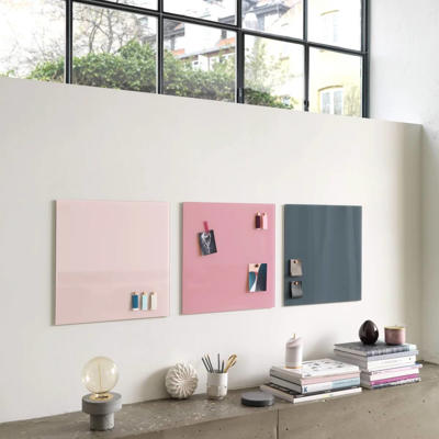 Glastavle Naga magnetisk 450x450mm lyserød