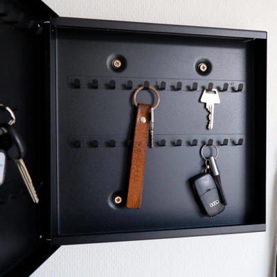 Nøgleskab Naga magnetisk eg finer