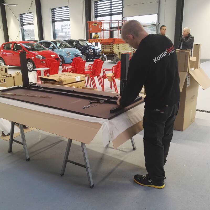 Levering & montering møbler