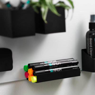 Penneholder Naga sort