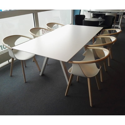 Konferencebord ARKI 200x100cm, hvid laminat m. hvidt stel